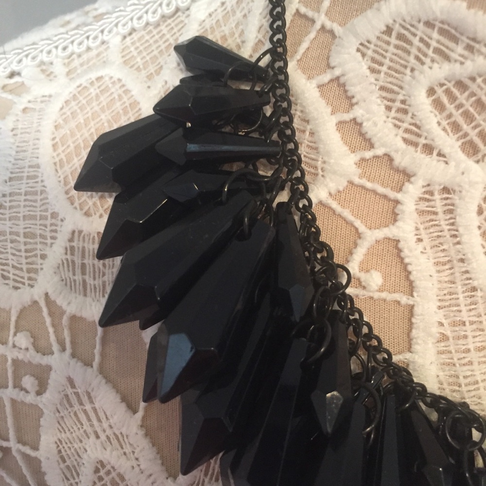 Statement Necklace - Picture 5 of 6
